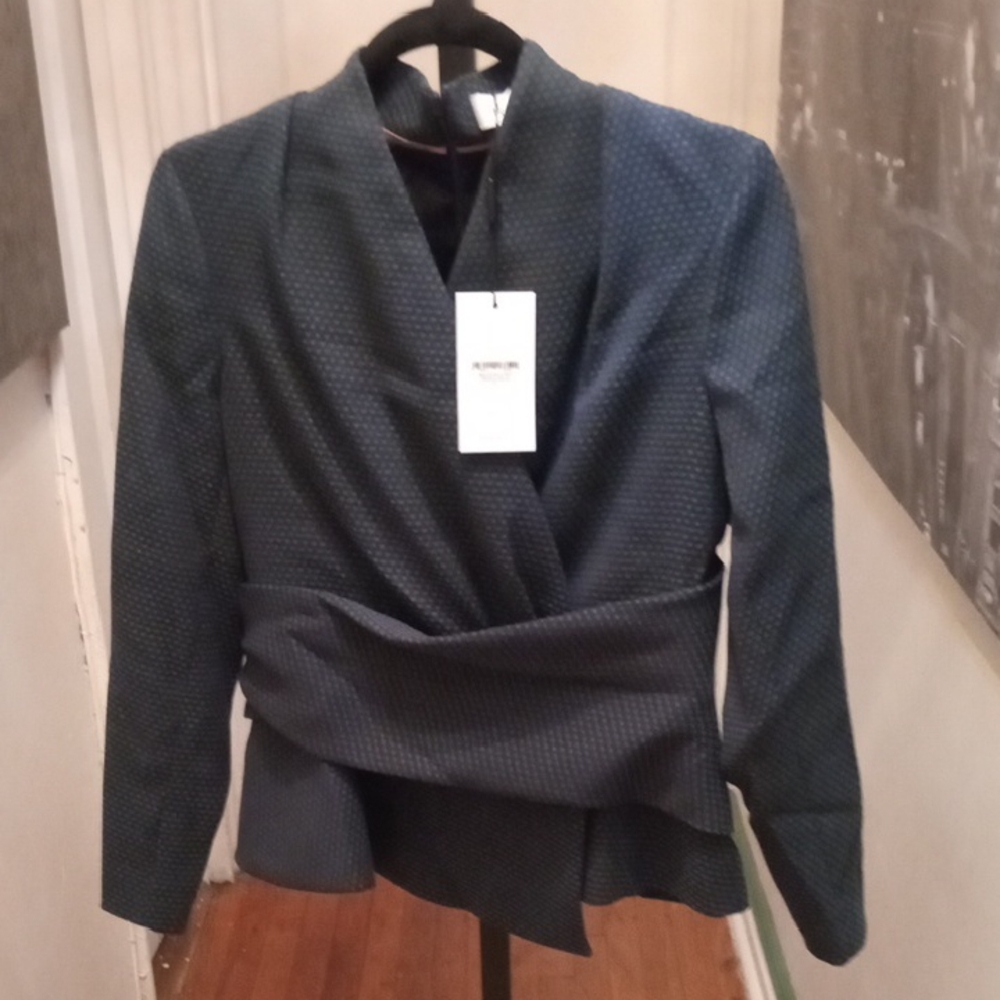Chic Women's Blazer in Deep Green